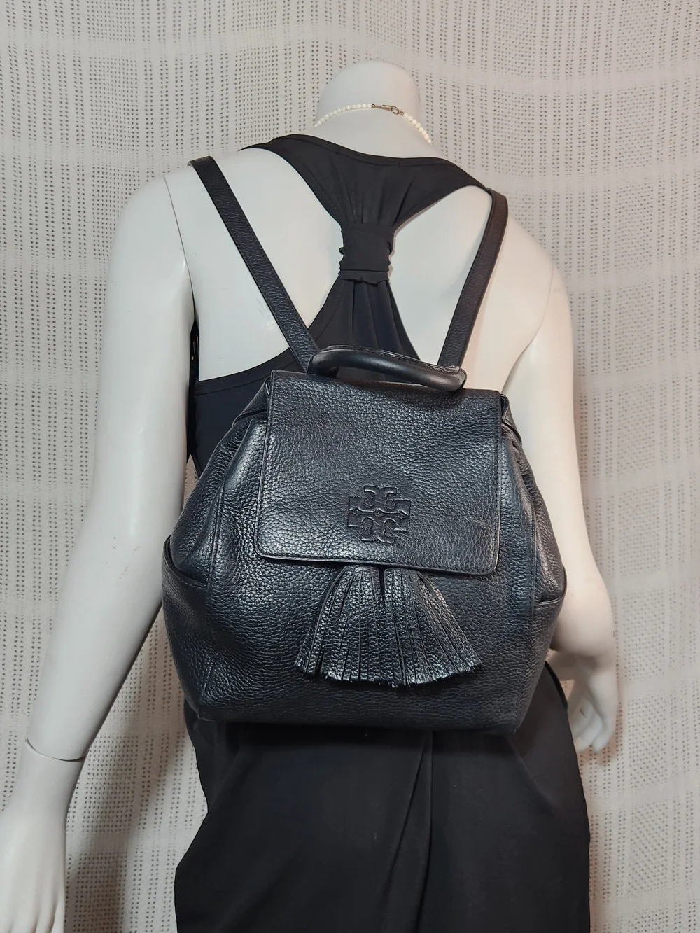 TORY BURCH THEA BLACK PEBBLED LEATHER TASSEL BACKPACK BAG PURSE EXCELLENT